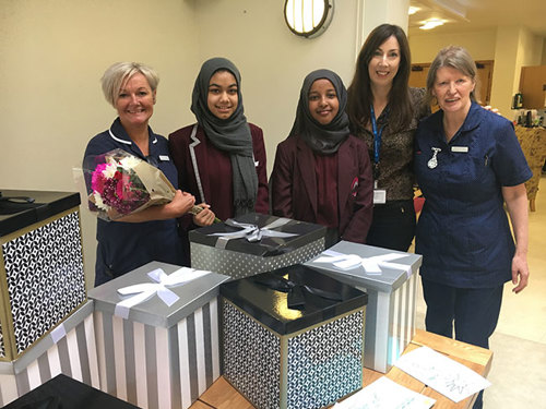 Andalusia Academy students with Hospice staff